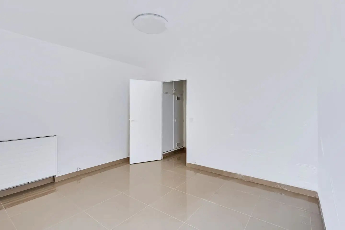 Appartement à vendre, 23m², Suresnes
