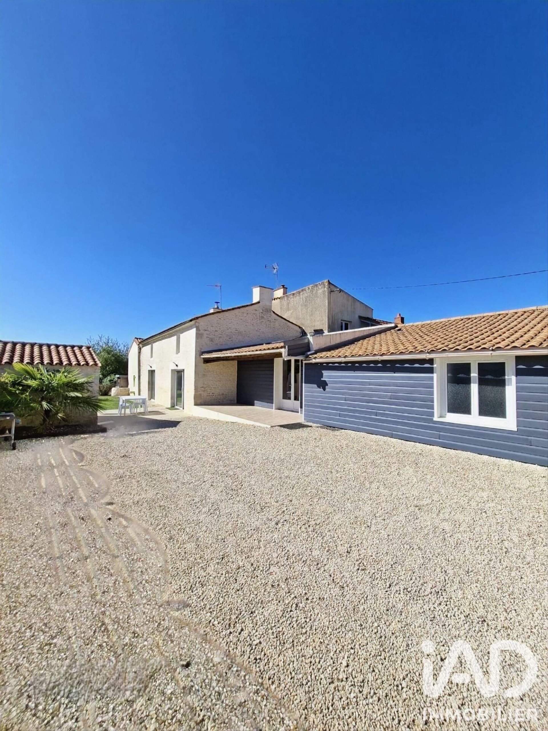 Maison à vendre, 141m², Sainte-Gemme-la-Plaine