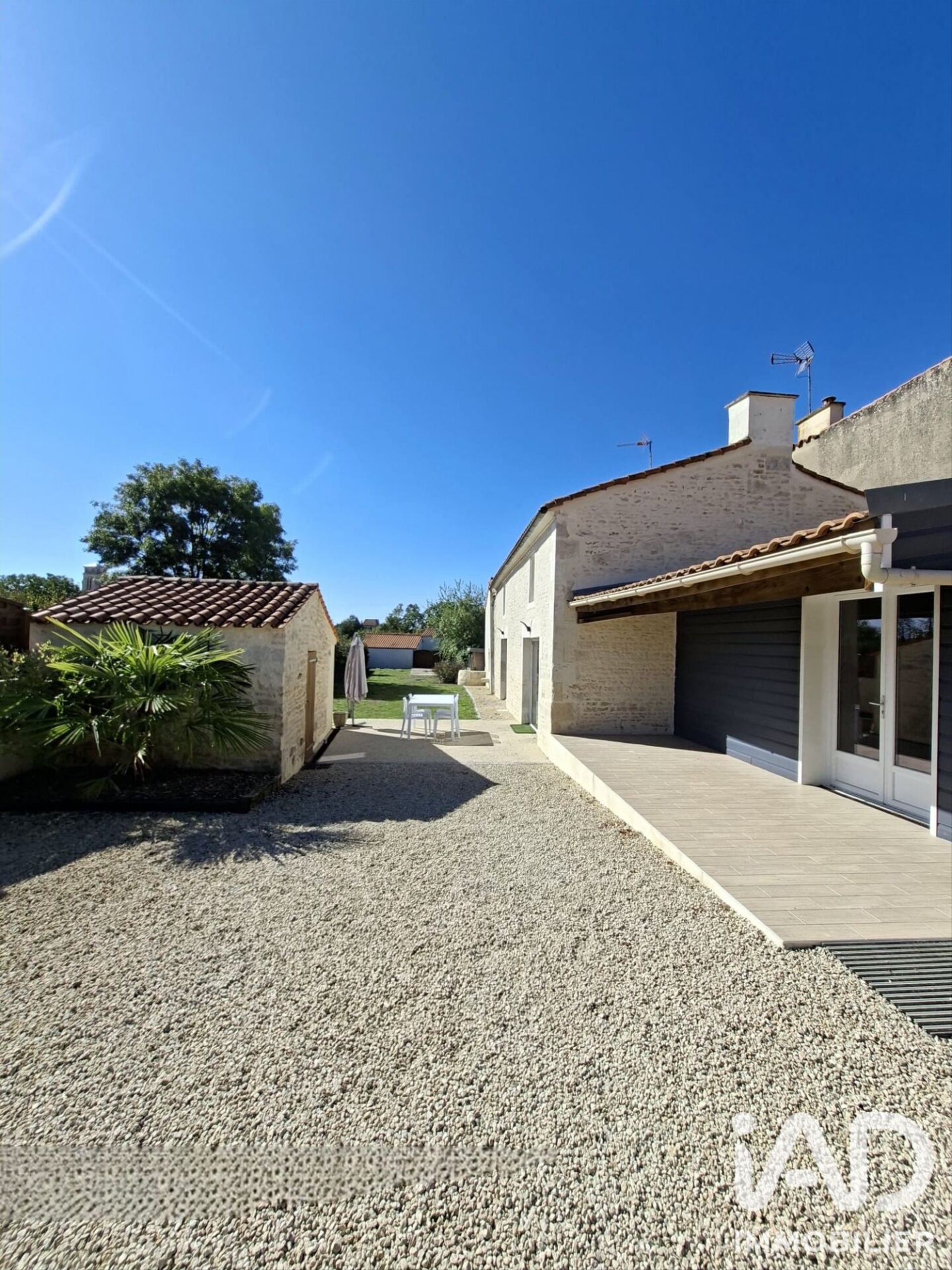 Maison à vendre, 141m², Sainte-Gemme-la-Plaine