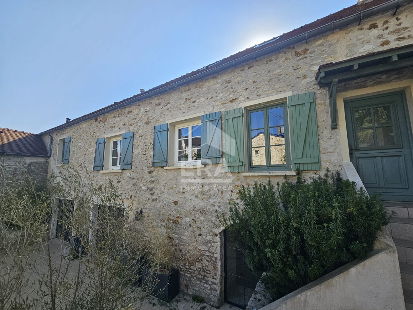 Maison à louer, 146m², Crespières