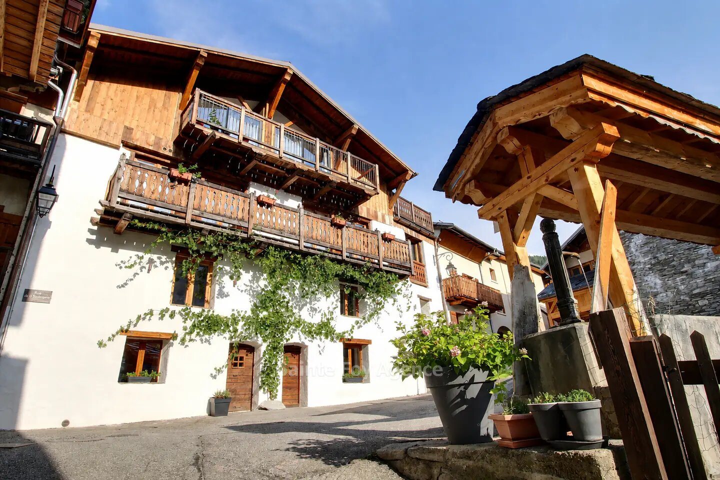 Maison à vendre, 327m², Sainte-Foy-Tarentaise