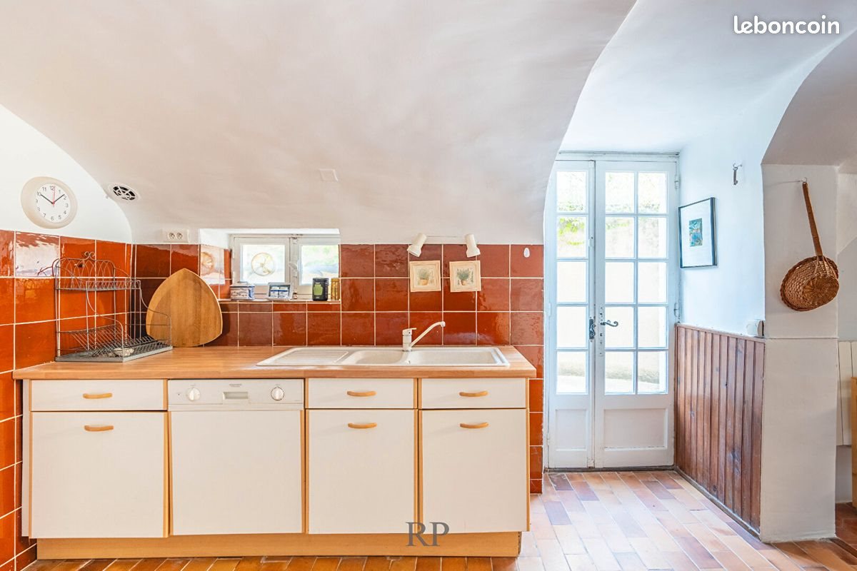 Maison à vendre, 135m², Vaugines