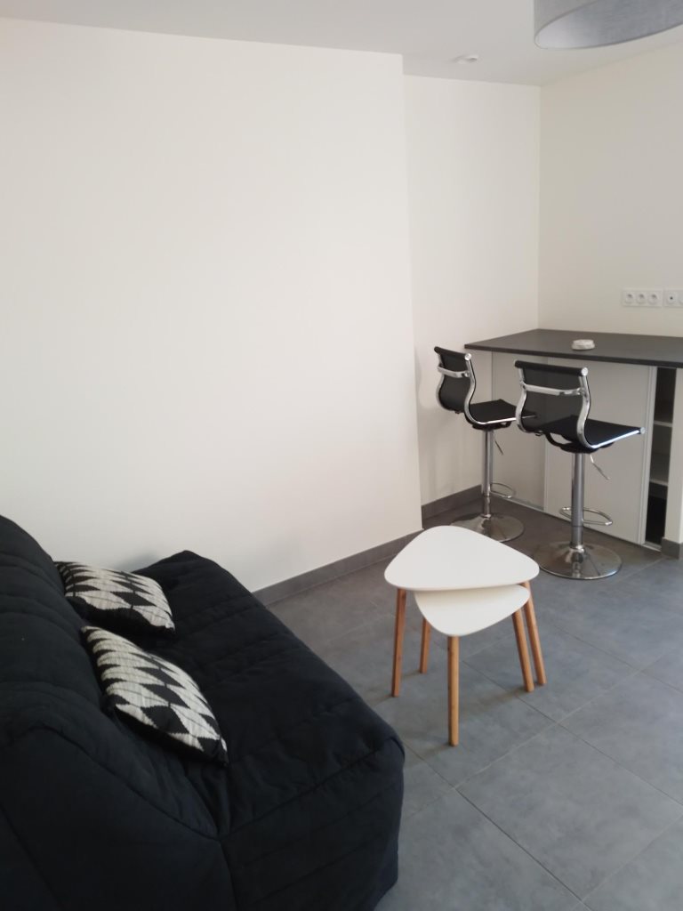 Maison à louer, 21m², Fougères