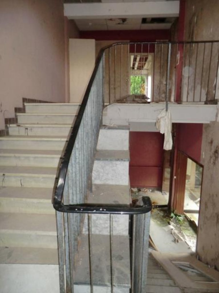 Maison à vendre, 2050m², Saint-Georges-de-Reintembault