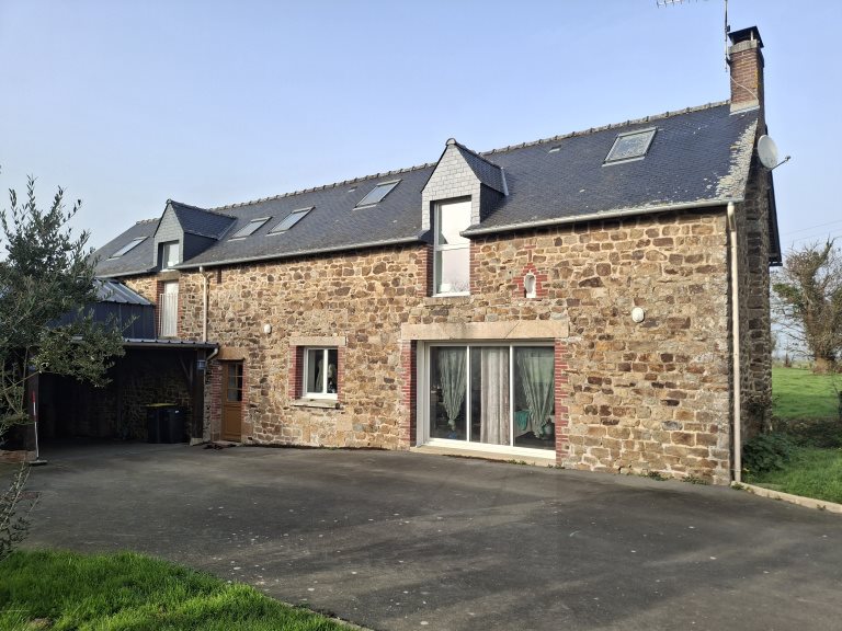 Maison à vendre, 128m², Luitré-Dompierre