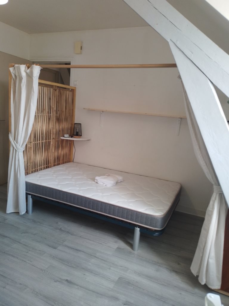 Maison à louer, 17m², Fougères