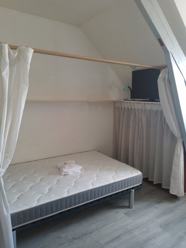 Maison à louer, 17m², Fougères