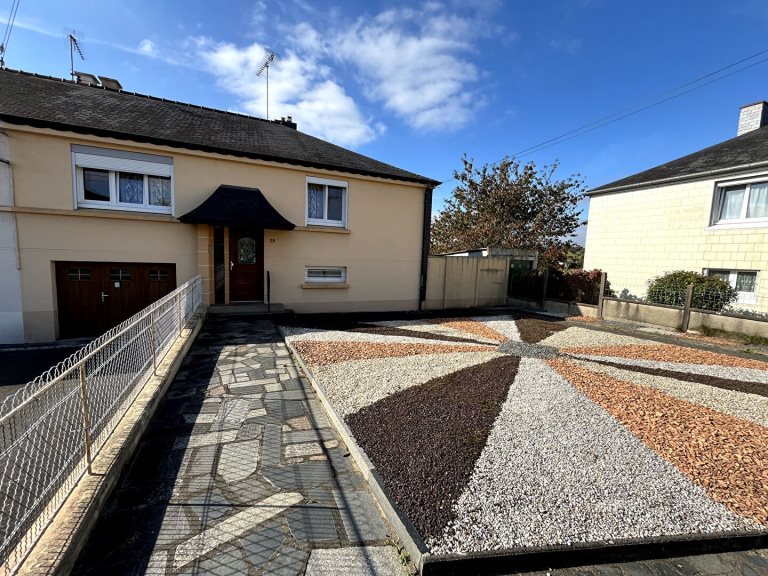 Maison à vendre, 78m², Fougères