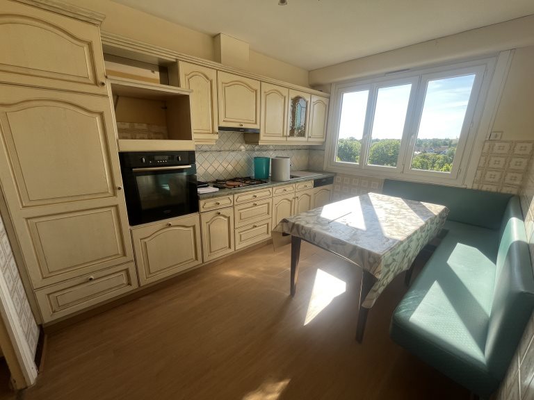 Maison à vendre, 78m², Fougères