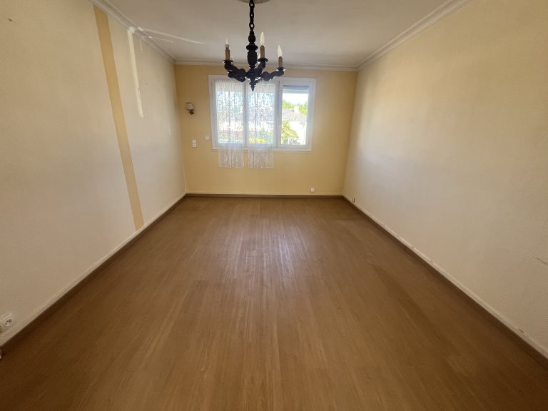 Maison à vendre, 78m², Fougères