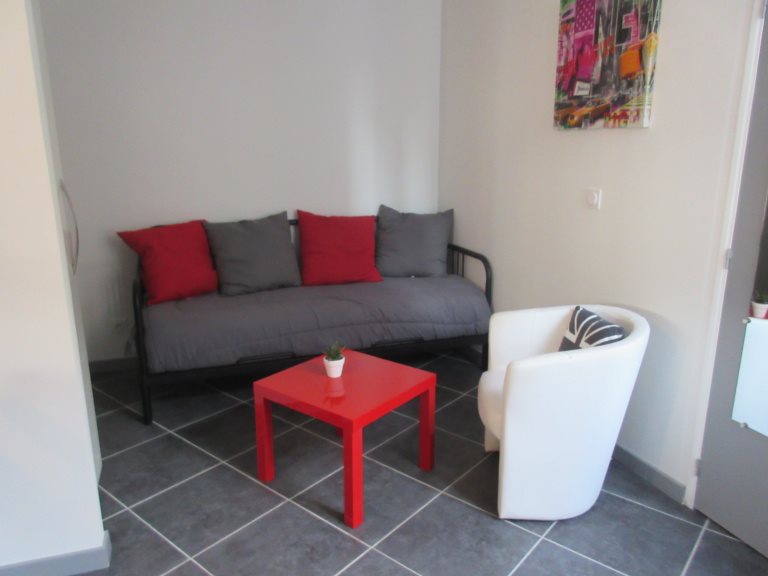 Maison à louer, 26m², Fougères