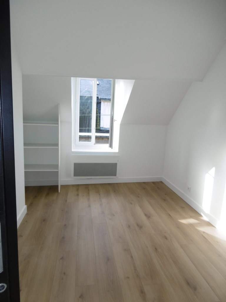 Maison à louer, 35m², Fougères