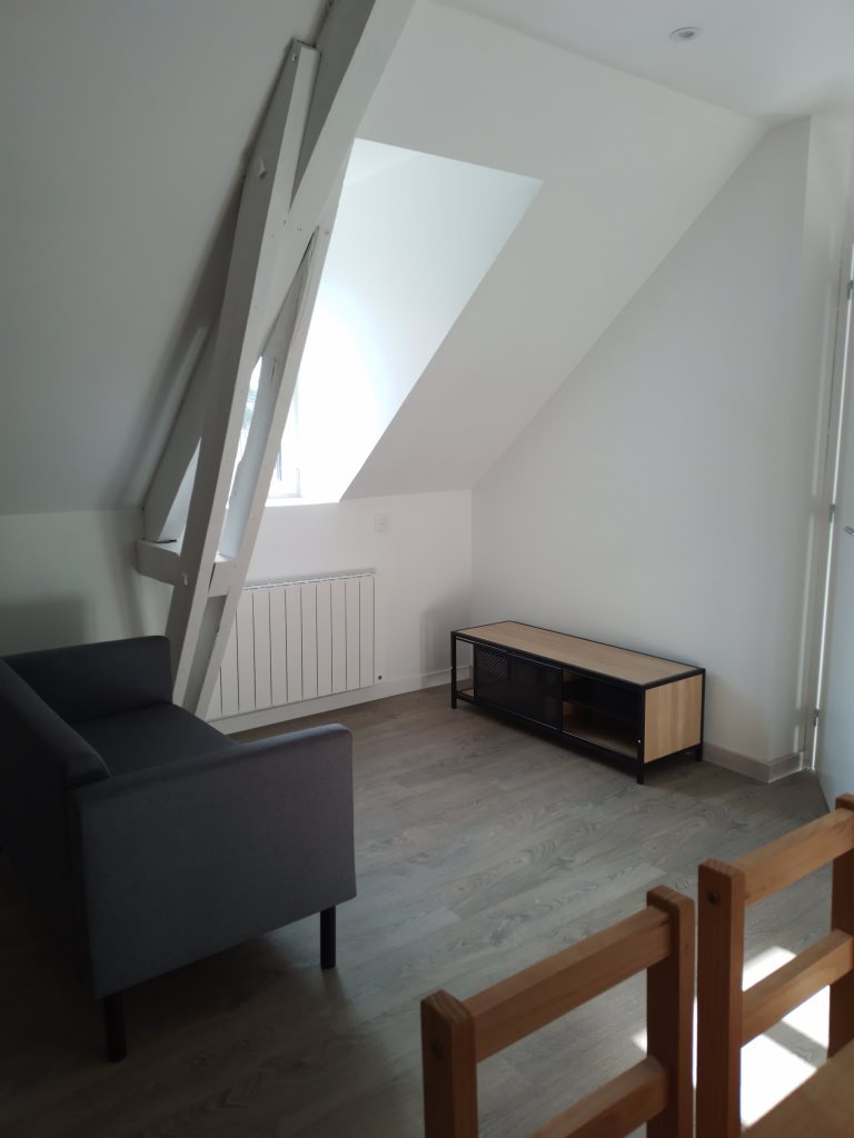 Maison à louer, 26m², Fougères