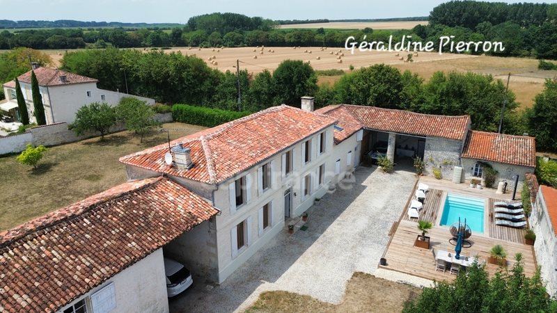 Maison à vendre, 272m², Varaize