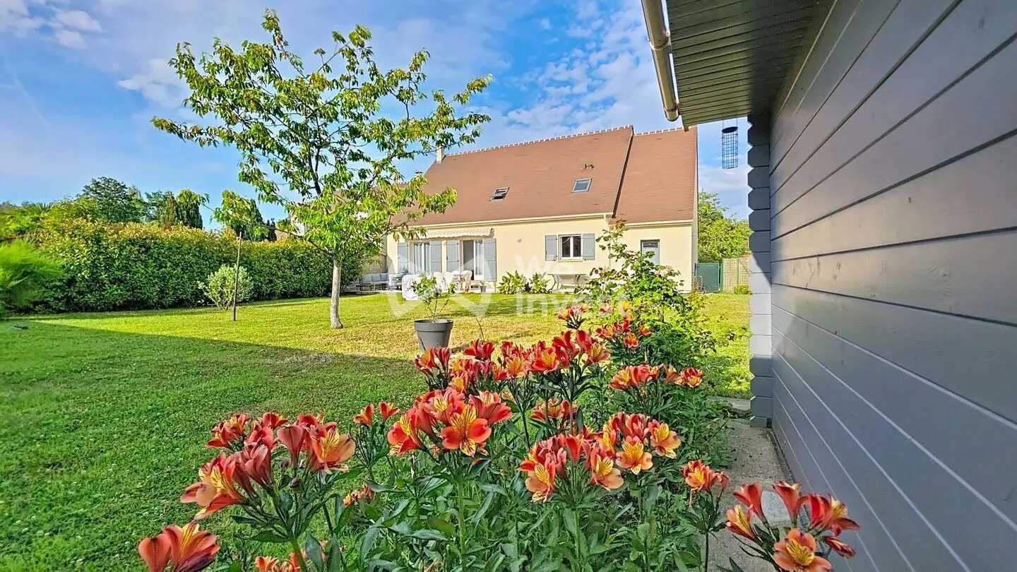 Maison à vendre, 230m², Villeneuve-le-Comte