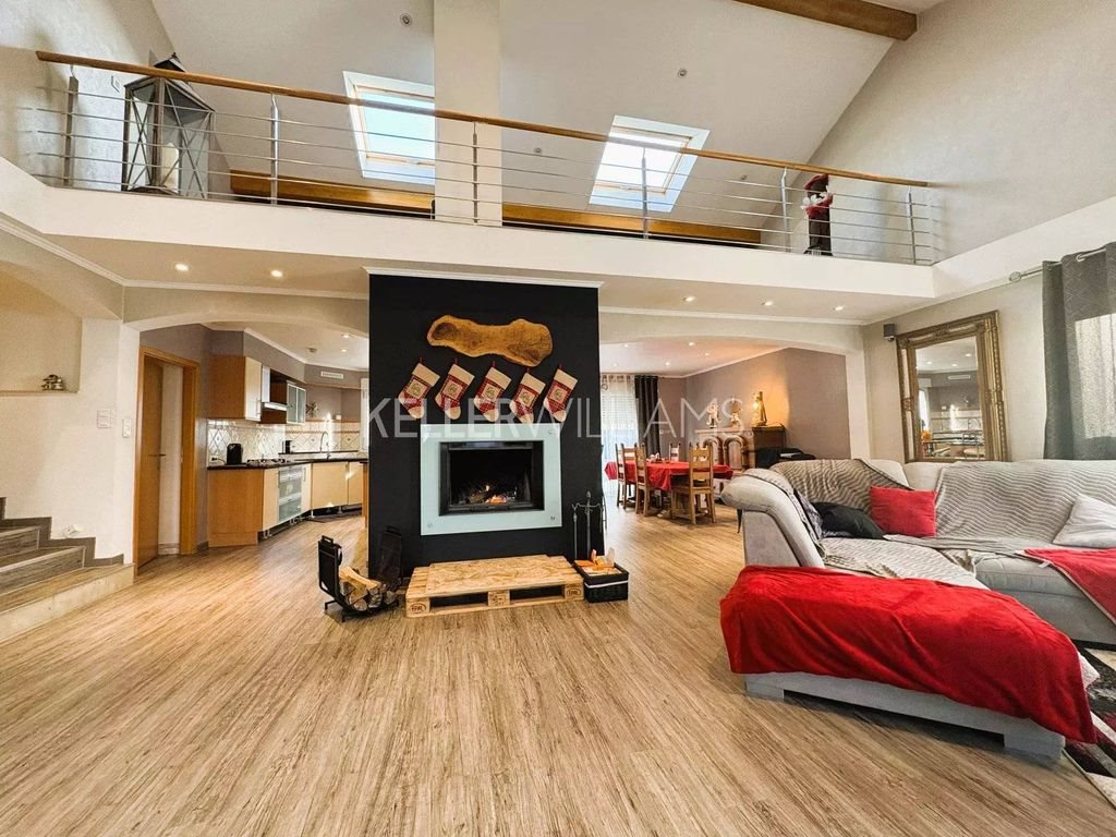Maison à vendre, 154m², Tiercelet