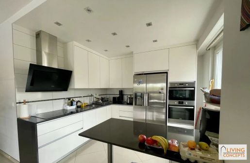 Advert pic 0