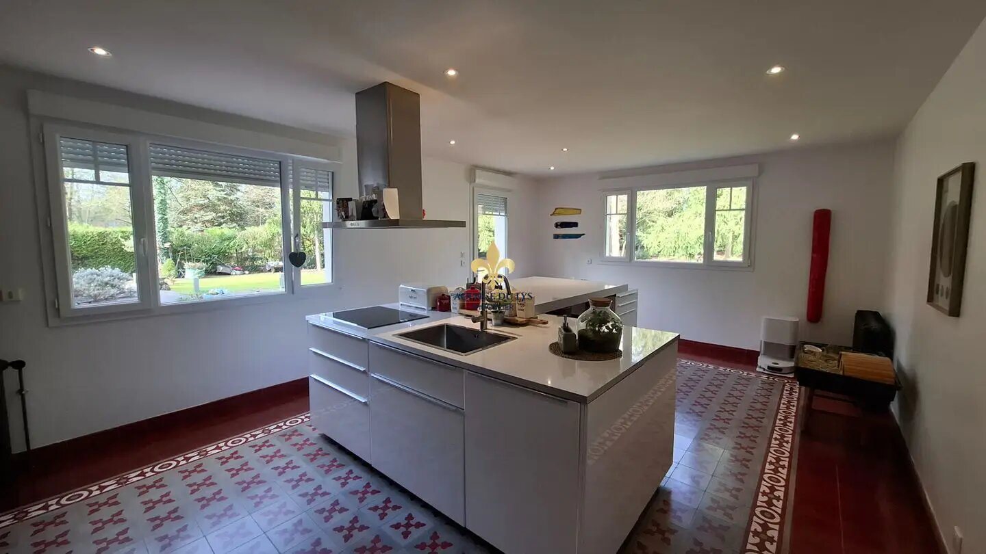 Maison à vendre, 172m², Lamorlaye