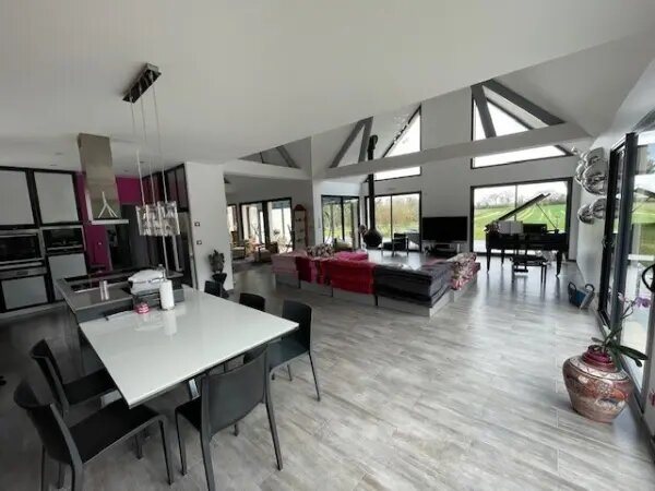 Maison à vendre, 280m², Saint-Nom-la-Bretèche