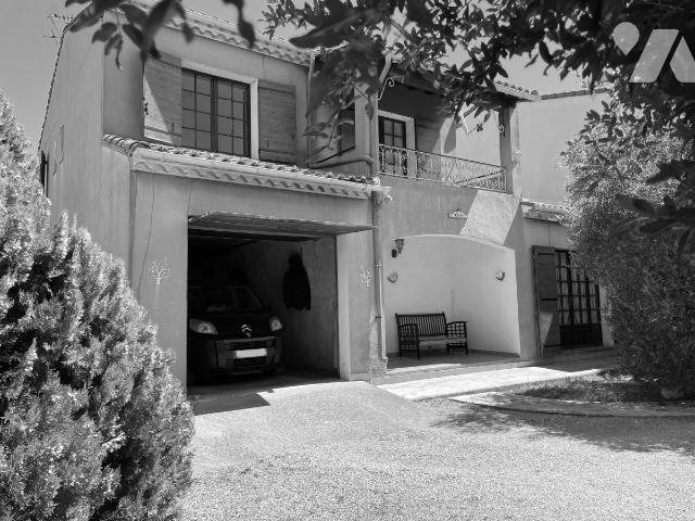 Maison à vendre, 141m², Arles