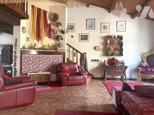 Maison à vendre, 141m², Arles