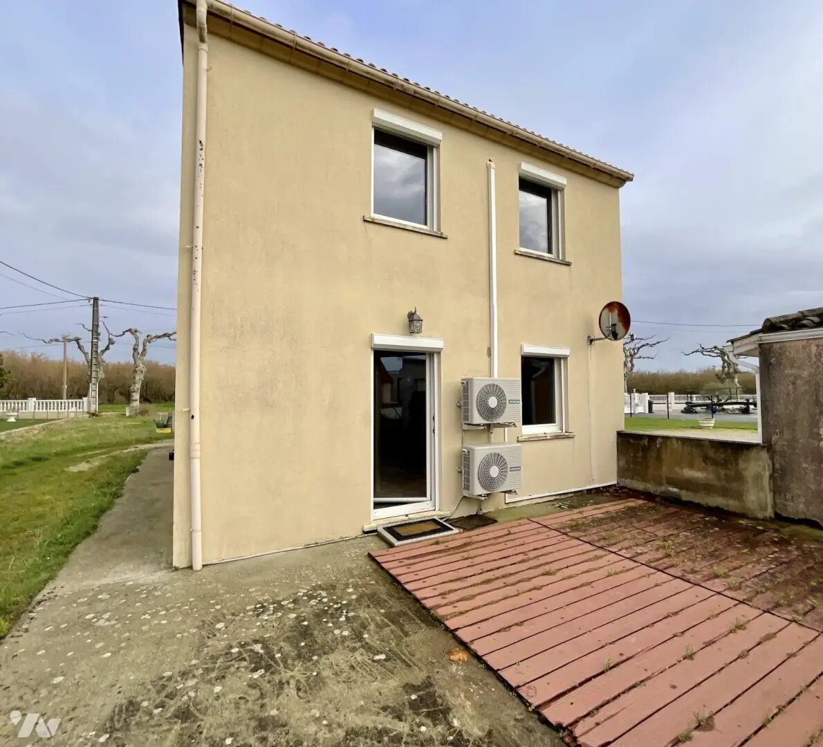 Maison à vendre, 76m², Lavit