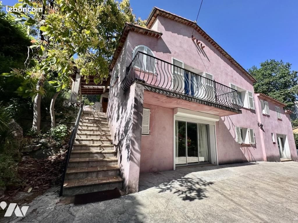 Maison à vendre, 144m², Châteauneuf-Grasse
