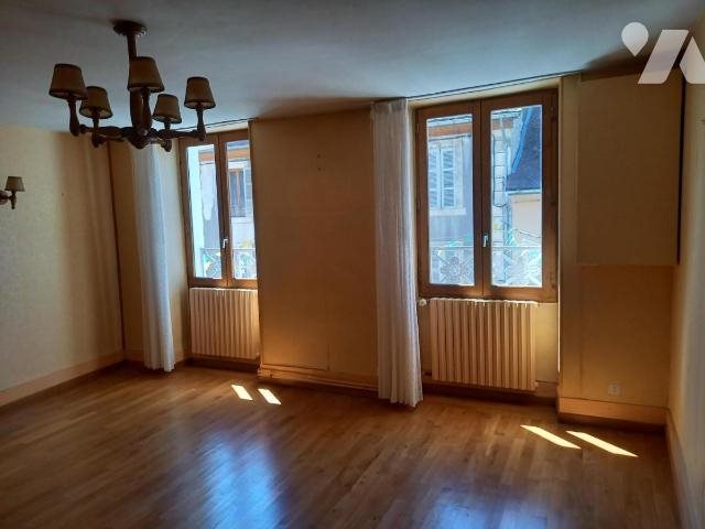 Maison à vendre, 217m², Entre-deux-Guiers