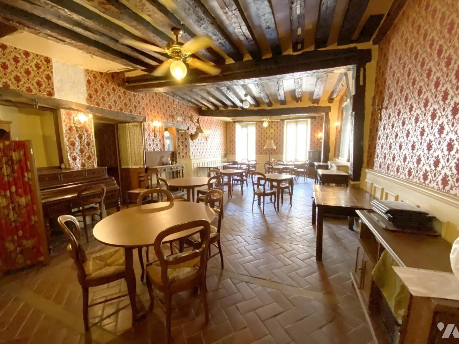 Maison à vendre, 425m², Villeneuve-sur-Yonne