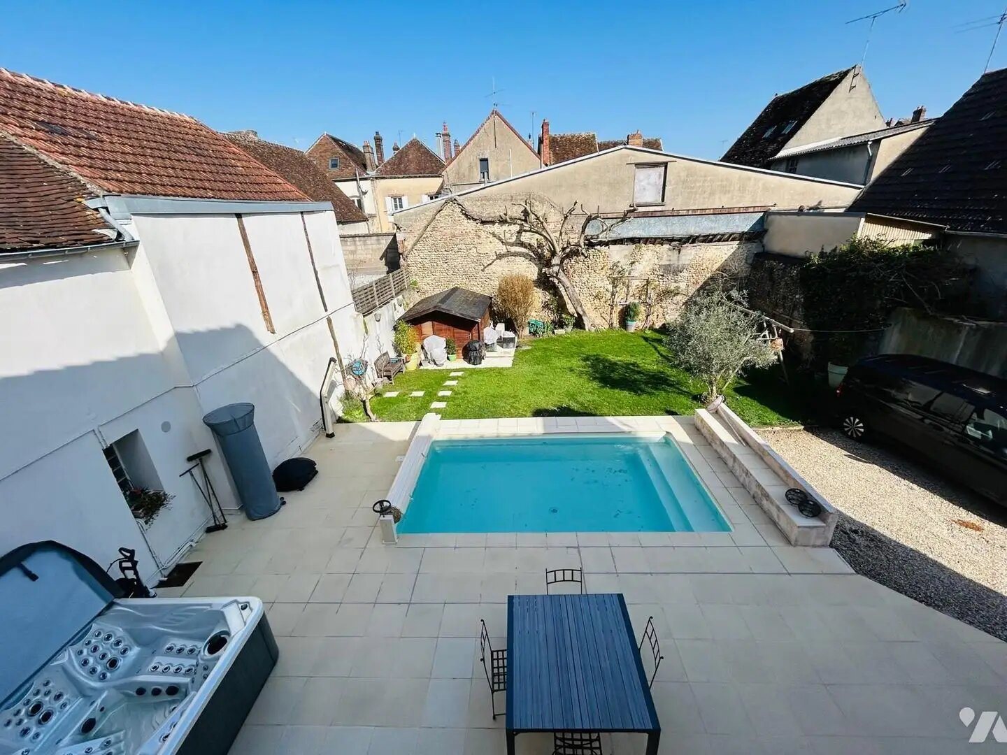 Maison à vendre, 9m², Villeneuve-sur-Yonne