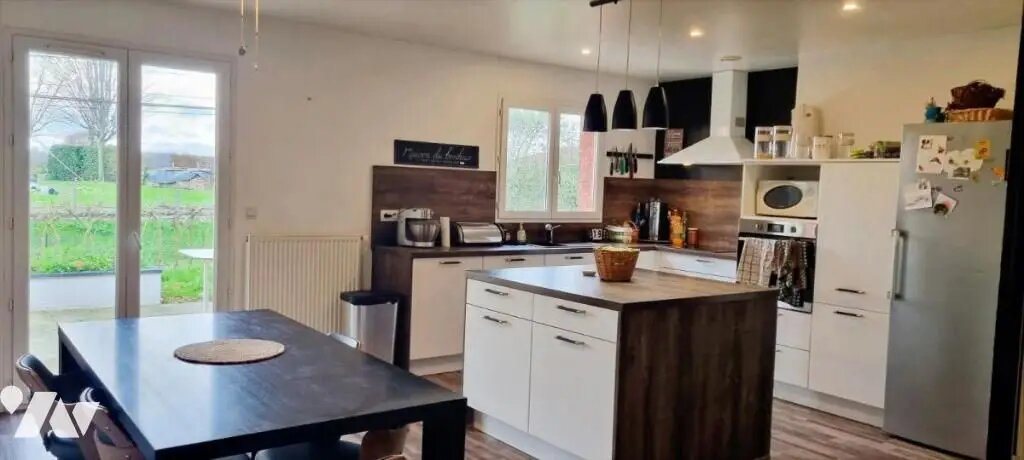 Maison à vendre, 135m², Neuville-les-Dames