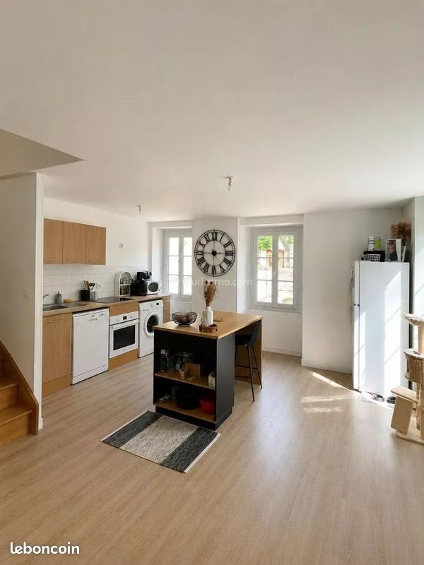 Appartement à louer, 80m², Saint-Chef