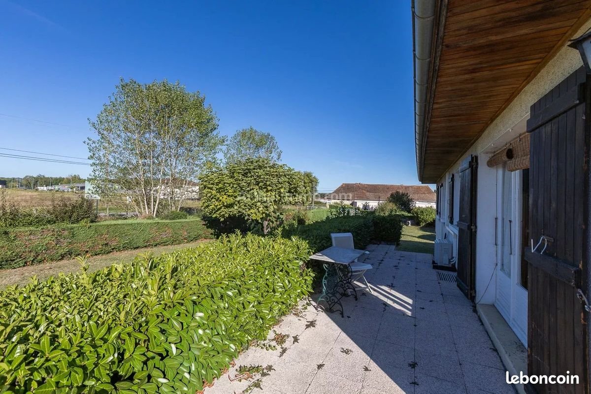 Maison à vendre, 109m², Vézeronce-Curtin
