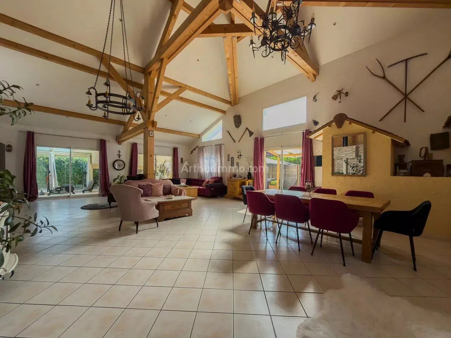 Maison à vendre, 210m², Morestel