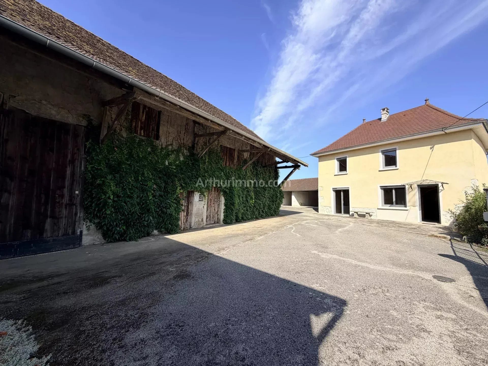 Maison à vendre, 101m², Saint-Victor-de-Morestel