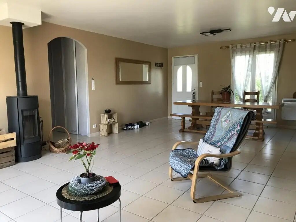 Maison à vendre, 145m², Farges-en-Septaine