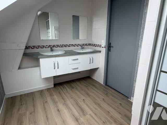 Maison à louer, 98m², Bain-de-Bretagne