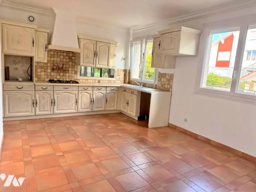 Appartement à louer, 103m², Oyonnax