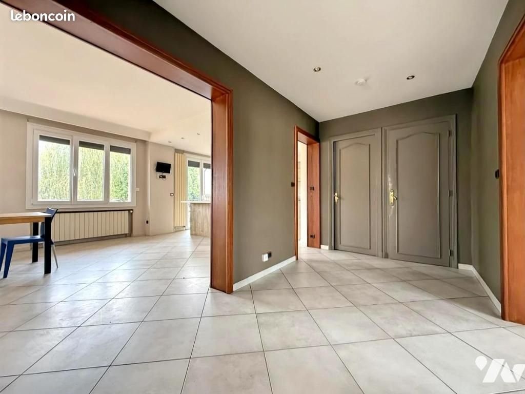 Maison à vendre, 207m², Oyonnax