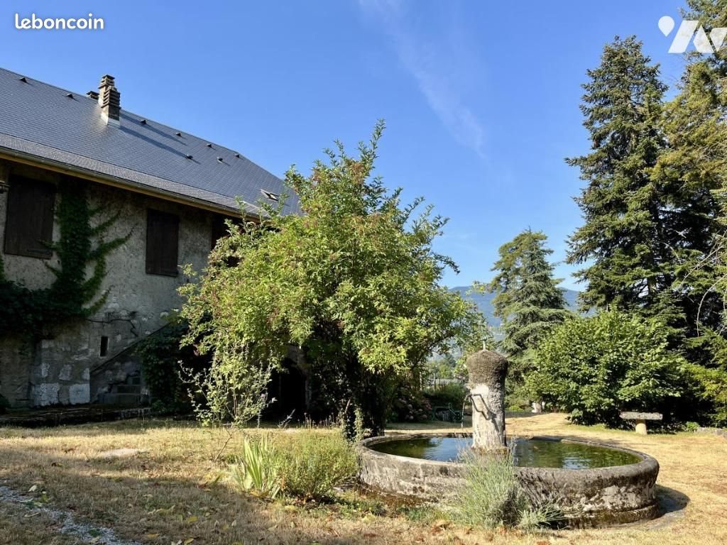 Maison à vendre, 371m², Saint-Jeoire-Prieuré