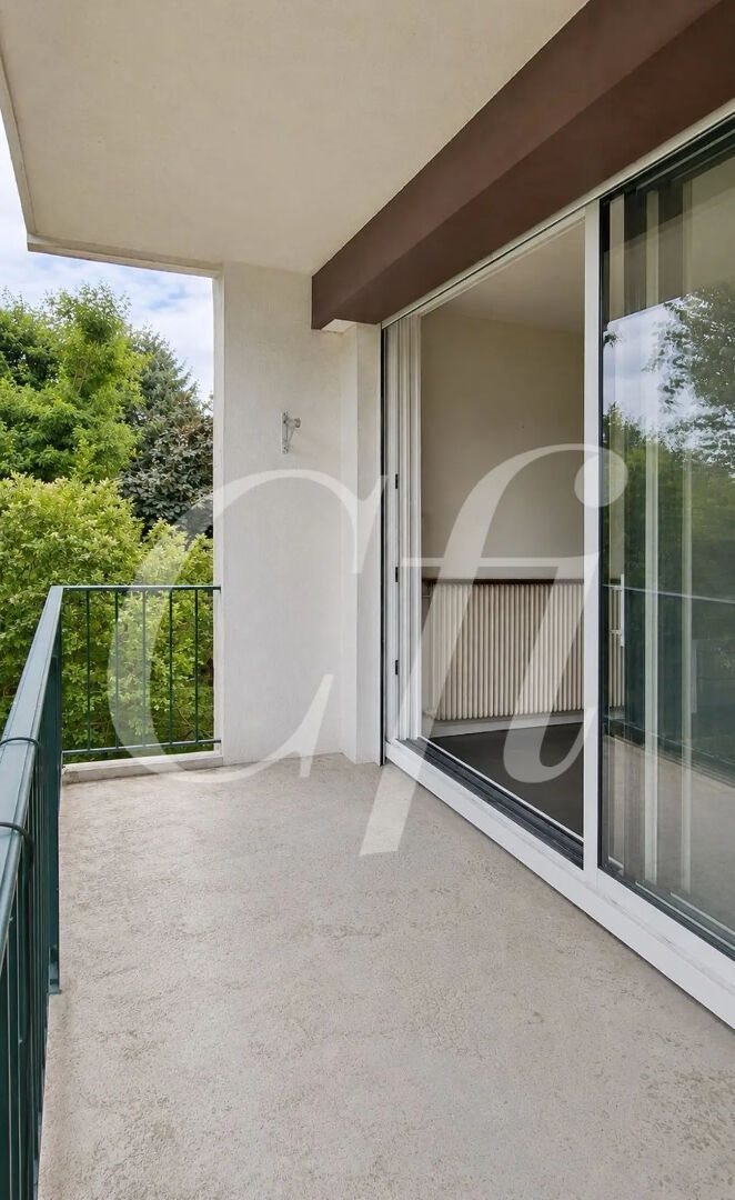 Appartement à vendre, 77m², Suresnes