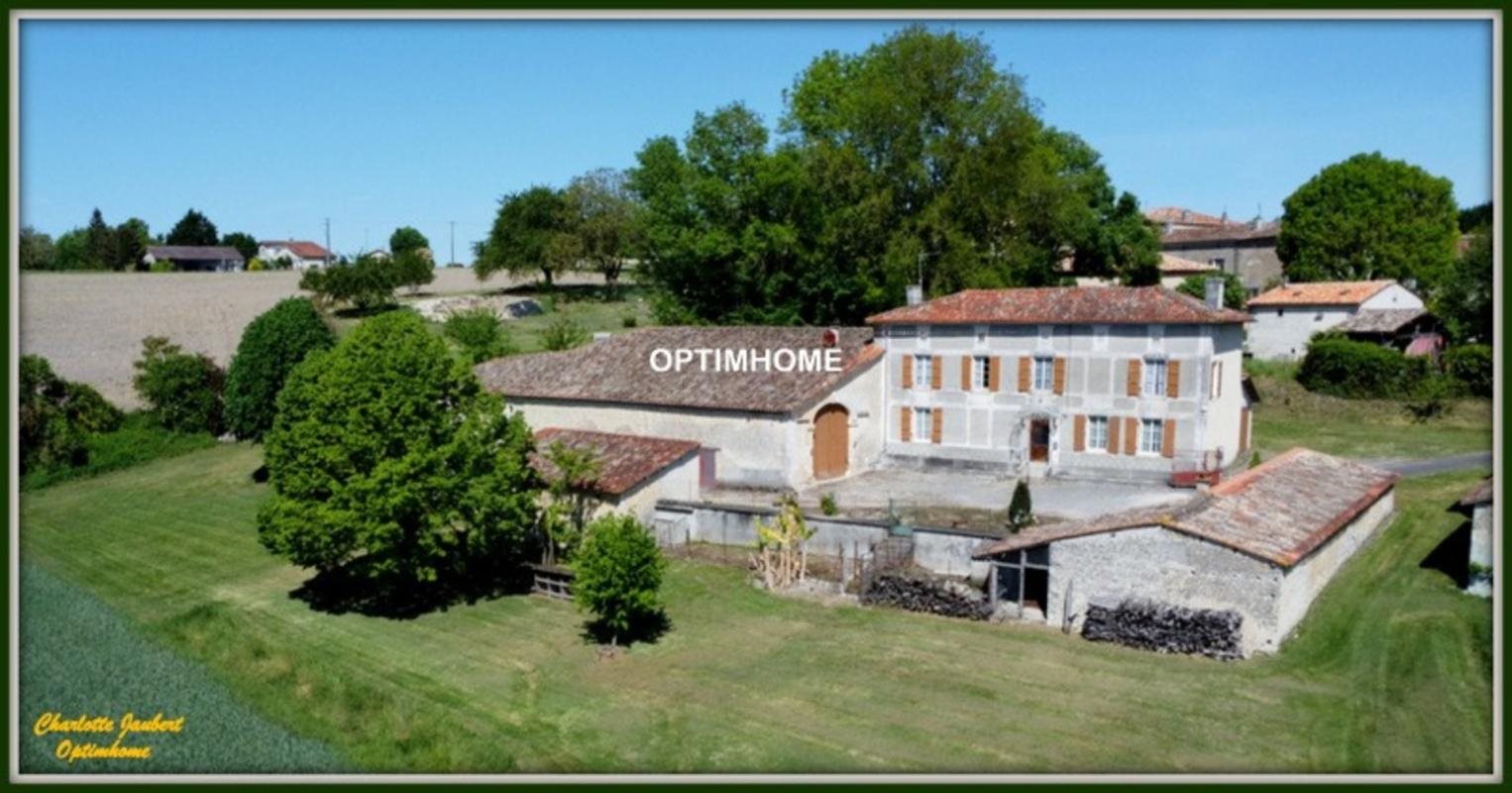 Maison à vendre, 160m², Barbezieux-Saint-Hilaire