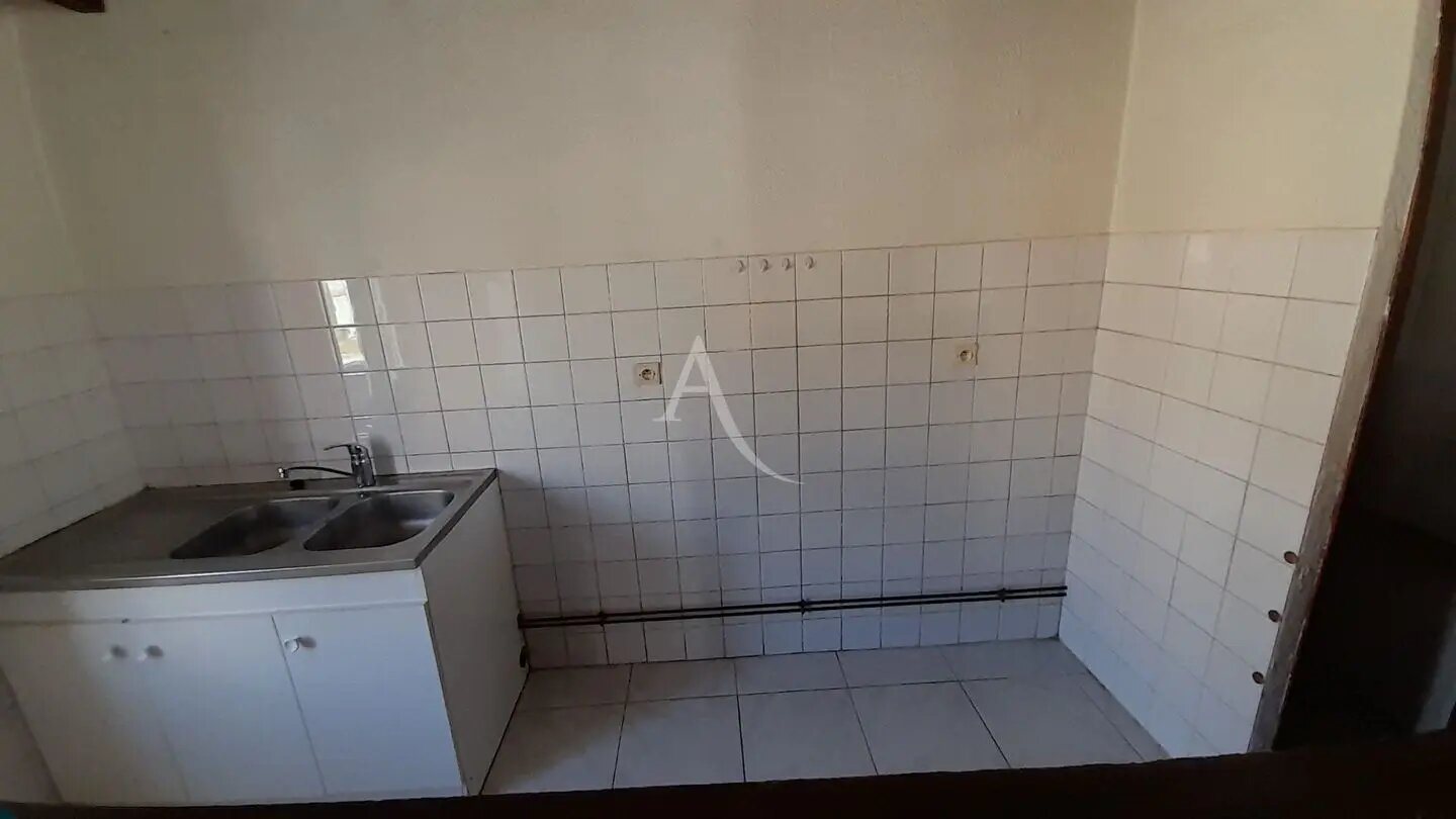 Maison à louer, 48m², Saint-Viâtre