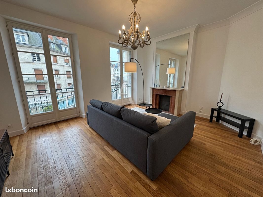 Appartement à louer, 94m², Blois