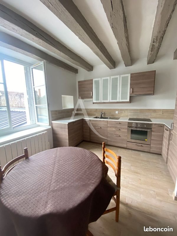 Appartement à louer, 79m², Montrichard