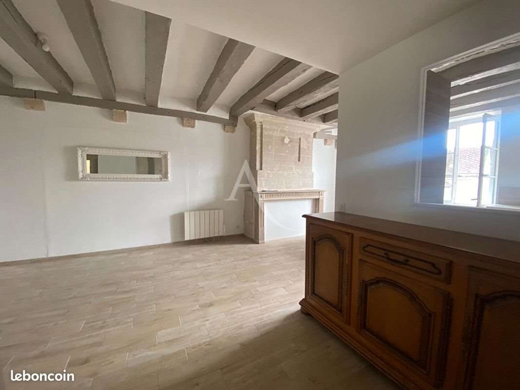 Appartement à louer, 79m², Montrichard