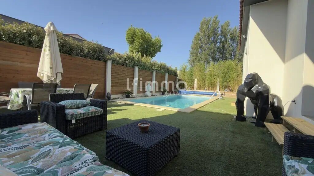 Maison à vendre, 140m², Alénya