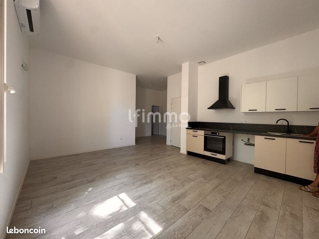 Appartement à louer, 35m², Port-Saint-Louis-du-Rhône