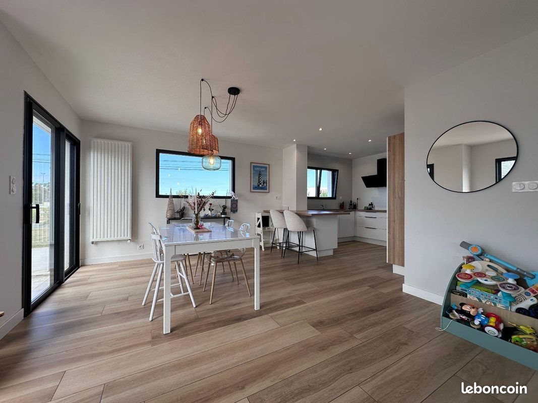Maison à vendre, 97m², Plonéour-Lanvern