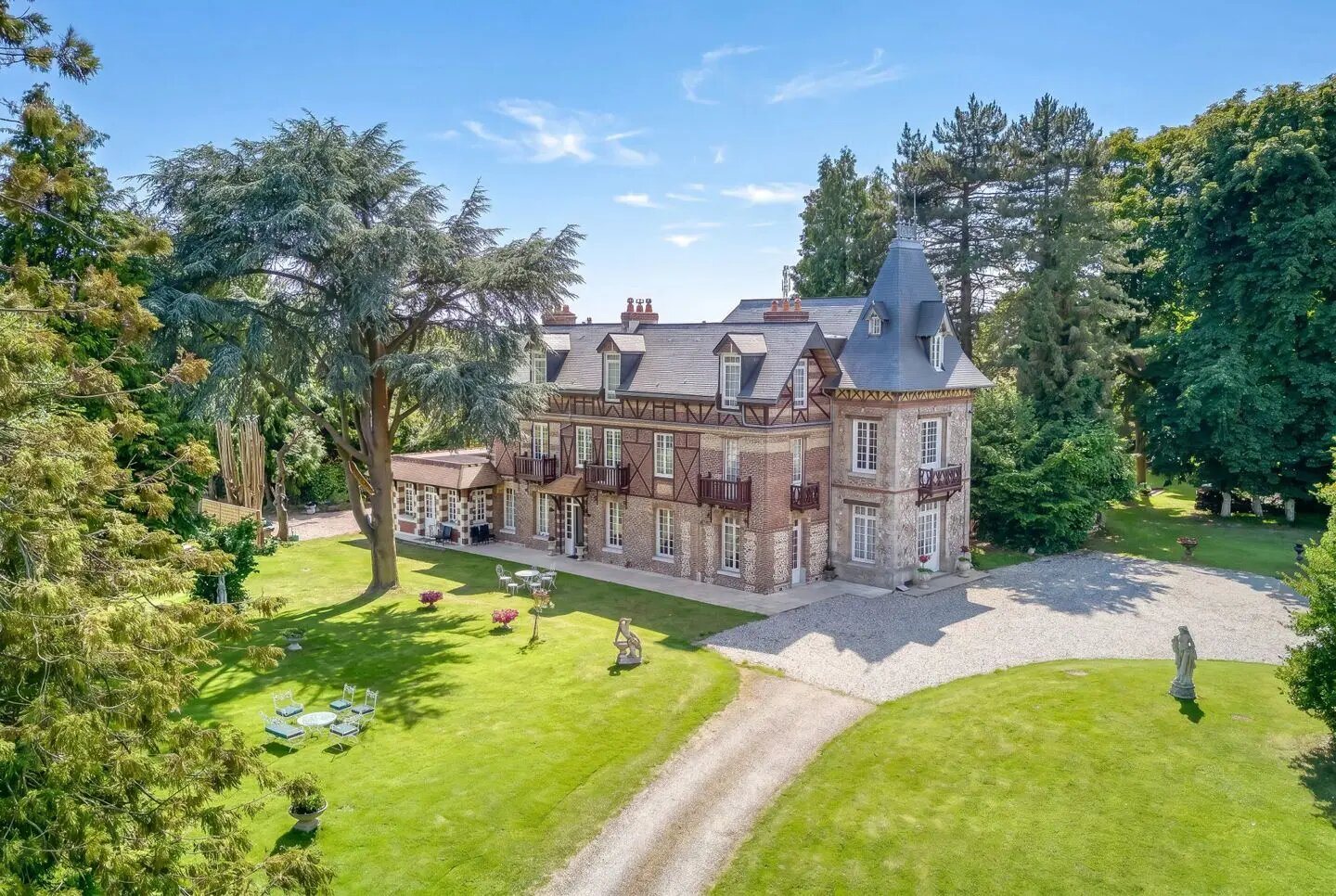 Maison à vendre, 516m², Saint-Ouen-de-Thouberville